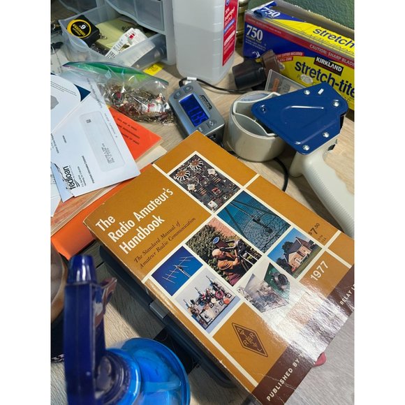 The Radio Amateurs Handbook 1977 Ham Radio Relay League ARRL Standard Manual - Picture 11 of 11